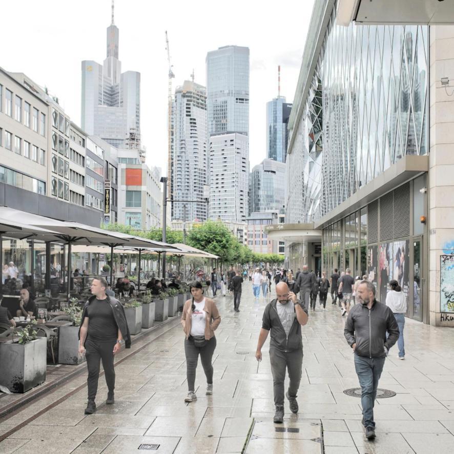 Отель Schoenes Helles Zimmer Direkt In Frankfurt City Nr 301 Франкфурт-на-Майне Экстерьер фото
