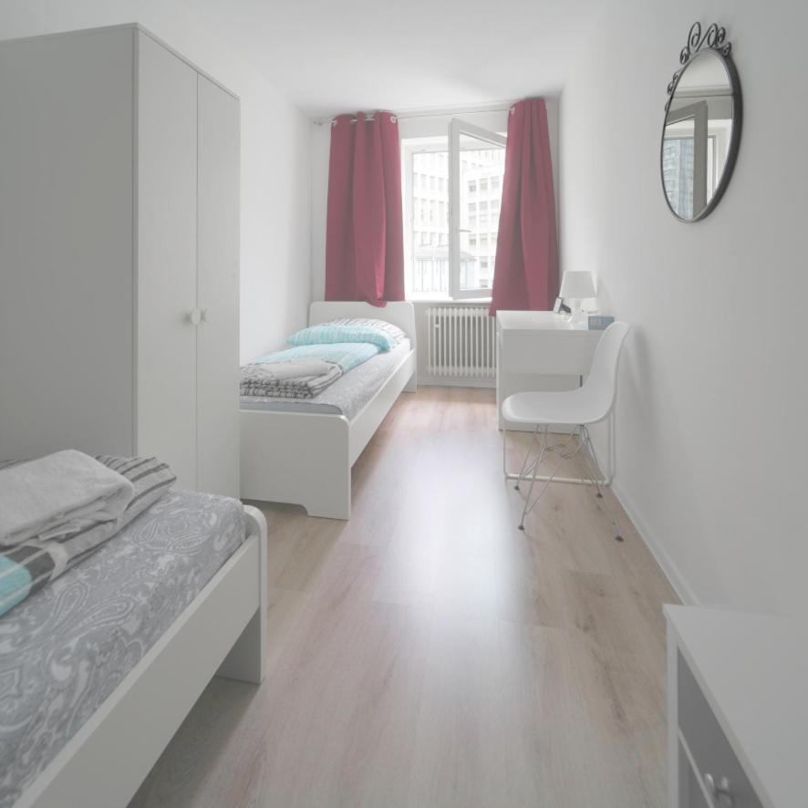 Отель Schoenes Helles Zimmer Direkt In Frankfurt City Nr 301 Франкфурт-на-Майне Экстерьер фото